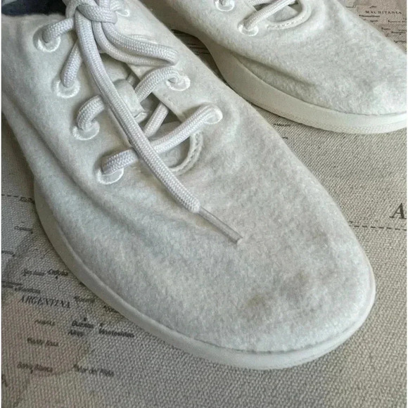 Allbirds Size W9 Cream Wool Runner - Picture 3 of 8